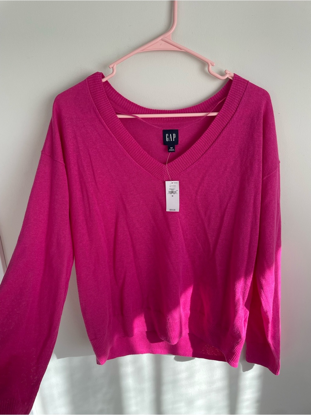GAP Women's V-Neck Sweater in Fuchsia Pink